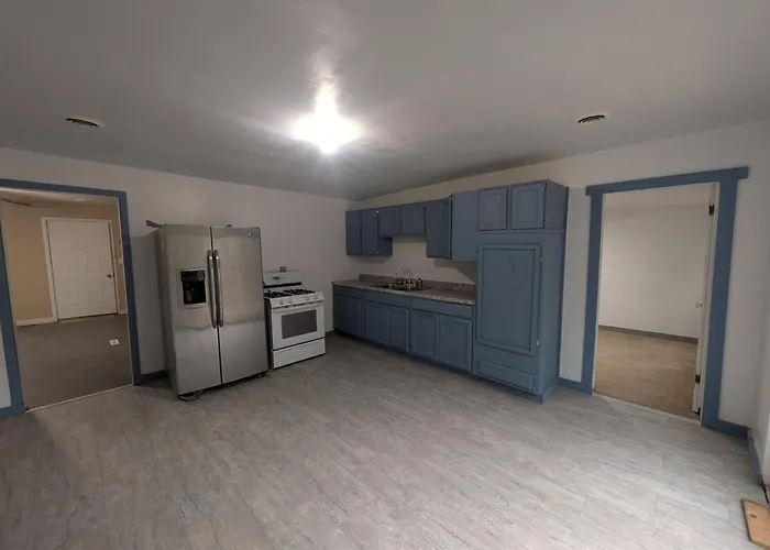 Centrally Located 2-bedroom House In